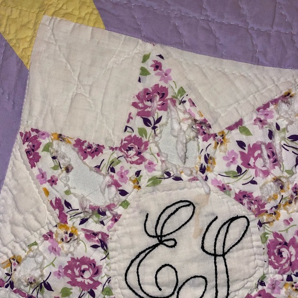 Vintage Quilt-King - Picture 7 of 10